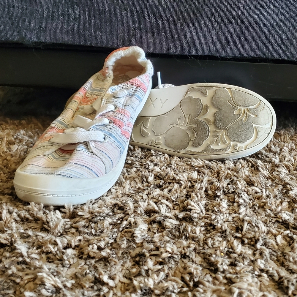 Roxy, 9 womens, multi colors